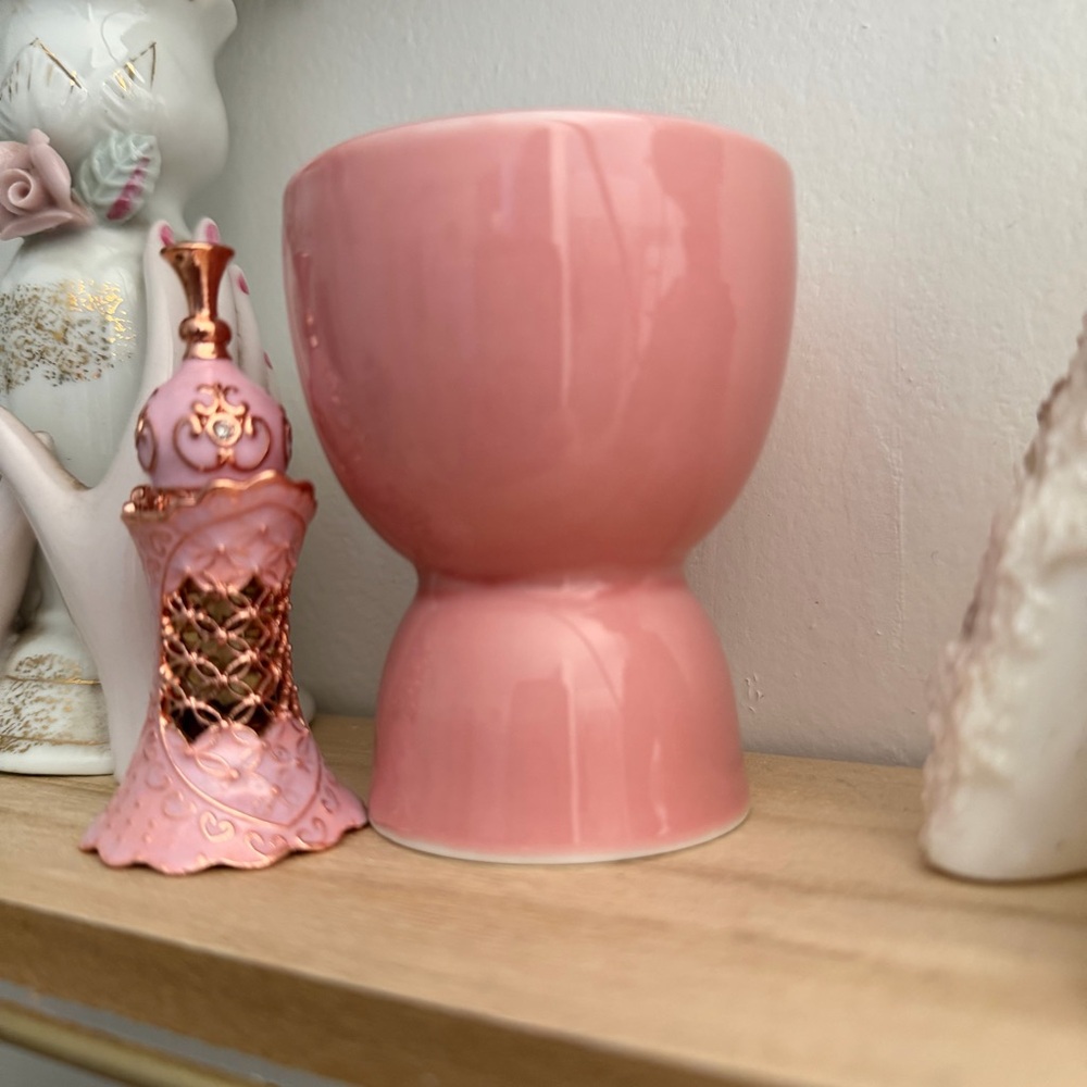 Vintage Pink Mauve Ceramic Egg Holder Cup Vase Easter Home Decor Farmhouse 80s